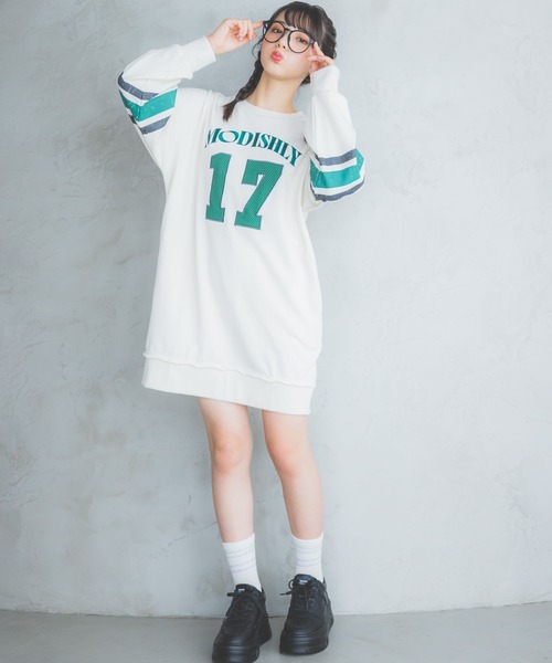 repipi armario（レピピ アルマリオ）の「ユニフォームワンピース（ワンピース・キッズ・ブルー/アイボリー/スミクロ・SMALL/MEDIUM/LARGE）」の7枚目の写真