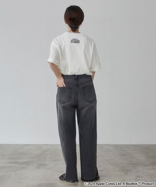 The Beatles(ザビートルズ)の「THE BEATLES(ザ ビートルズ)別注フォトプリントTシャツ(WEB限定カラー)(Tシャツ/カットソー・メンズ・ホワイト/ライトグレー・S/M/L/XL)」の8枚目の写真