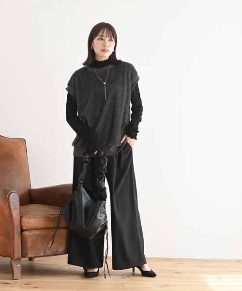 rps(アールピーエス)の「合皮フリルハンドBAG(ハンドバッグ・レディース・ブラック/シルバー・フリー)」の6枚目の写真