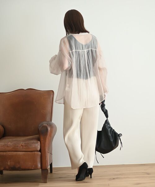 rps(アールピーエス)の「合皮フリルハンドBAG(ハンドバッグ・レディース・ブラック/シルバー・フリー)」の9枚目の写真