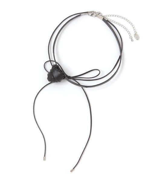 LOWRYS FARM(ローリーズファーム)の「フラワー2Pリボンチョーカー 144389(チョーカー・レディース・ブラック/グレー・FREE)」の2枚目の写真