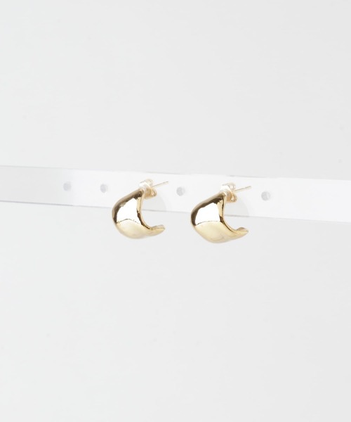 URBAN RESEARCH DOORS（アーバンリサーチドアーズ）の「ぽってりピアス（ピアス（両耳用）・レディース・ゴールド/シルバー・ONE）」の6枚目の写真