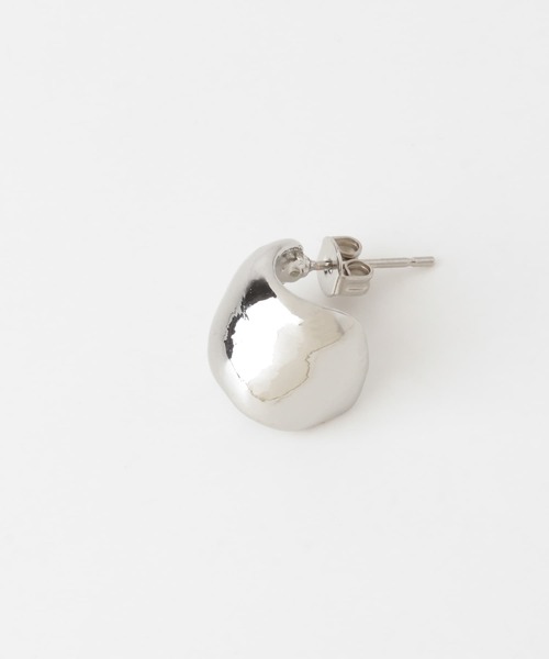 URBAN RESEARCH DOORS（アーバンリサーチドアーズ）の「ぽってりピアス（ピアス（両耳用）・レディース・ゴールド/シルバー・ONE）」の9枚目の写真