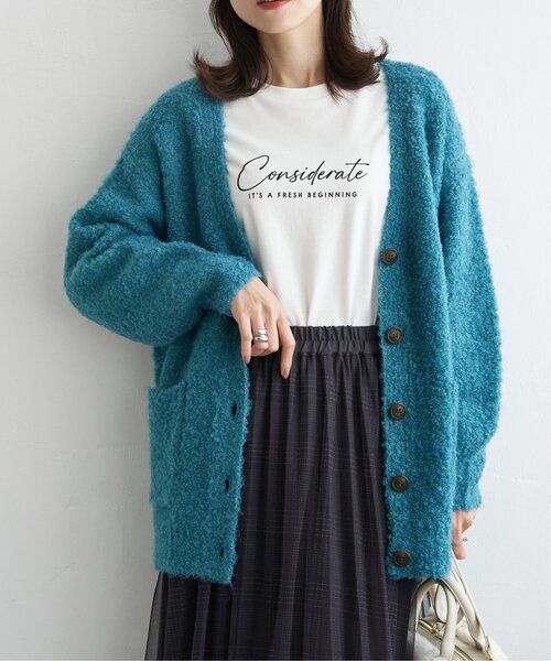 ikka（イッカ）の「ブークレーVネックカーディガン（カーディガン/ボレロ・レディース・ベージュ/イエロー/ライトグレー/ダークオリーブ・L/M/S）」の17枚目の写真