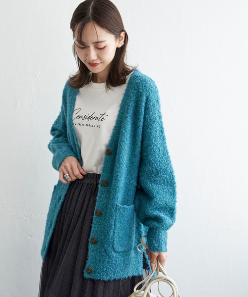 ikka（イッカ）の「ブークレーVネックカーディガン（カーディガン/ボレロ・レディース・ベージュ/イエロー/ライトグレー/ダークオリーブ・L/M/S）」の10枚目の写真