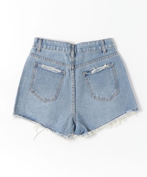 Bloom Closet(ブルームクローゼット)の「カットオフGLAMデニムショーツ(デニムパンツ・レディース・ライトブルー・MEDIUM/SMALL)」の2枚目の写真