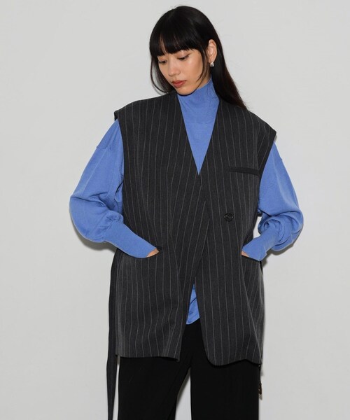 GALLEST（ギャレスト）の「◆サイドシャーリングハイネックニット（ニット/セーター・レディース・ブラック/ライトブルー/ライトオレンジ系/ホワイト系・38）」の14枚目の写真