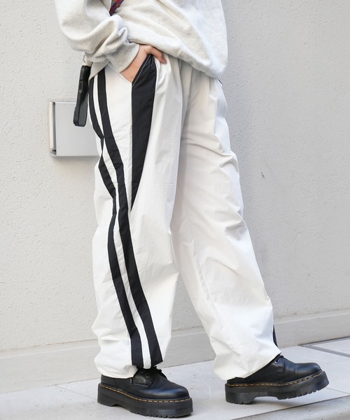 セール】side line switching nylon track pants/サイドライン