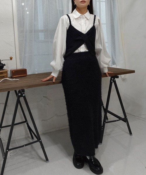 CORNERS（コーナーズ）の「ショートフェザーツイストビスチェ【セットアップ可能】（キャミソール・レディース・グレー/ブラック/ベージュ/アイボリー・M）」の5枚目の写真