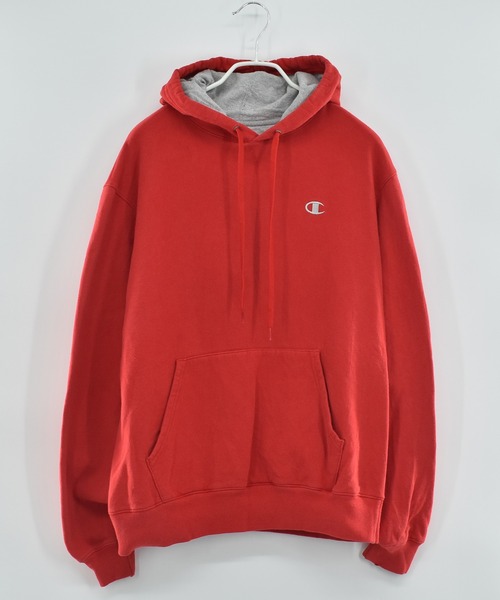 Champion（チャンピオン）の「【ヴィンテージ古着】Champion ロゴ刺繍 パーカー（パーカー・メンズ・レッド・MEDIUM）」の4枚目の写真