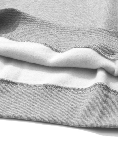 UNIVERSAL CHEMISTRY(ユニバーサルケミストリー)の「UNIVERSAL OVERALL SWEAT SHIRT_CHICAGO FLOCKY PRINT(スウェット・メンズ・杢グレー/ホワイト・MEDIUM/LARGE)」の16枚目の写真