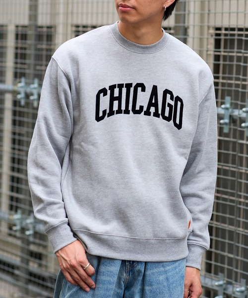 UNIVERSAL CHEMISTRY(ユニバーサルケミストリー)の「UNIVERSAL OVERALL SWEAT SHIRT_CHICAGO FLOCKY PRINT(スウェット・メンズ・杢グレー/ホワイト・MEDIUM/LARGE)」の17枚目の写真