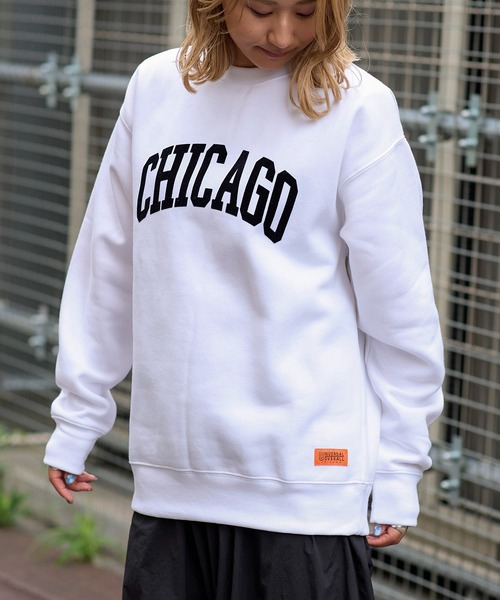 UNIVERSAL CHEMISTRY(ユニバーサルケミストリー)の「UNIVERSAL OVERALL SWEAT SHIRT_CHICAGO FLOCKY PRINT(スウェット・メンズ・杢グレー/ホワイト・MEDIUM/LARGE)」の21枚目の写真
