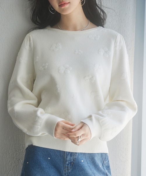 SAISON DE PAPILLON（セゾンドパピヨン）の「フラワーモチーフ裏起毛ニットプルオーバー（ニット/セーター・レディース・ネイビー/ピンクベージュ/アイボリー・M/L）」の11枚目の写真