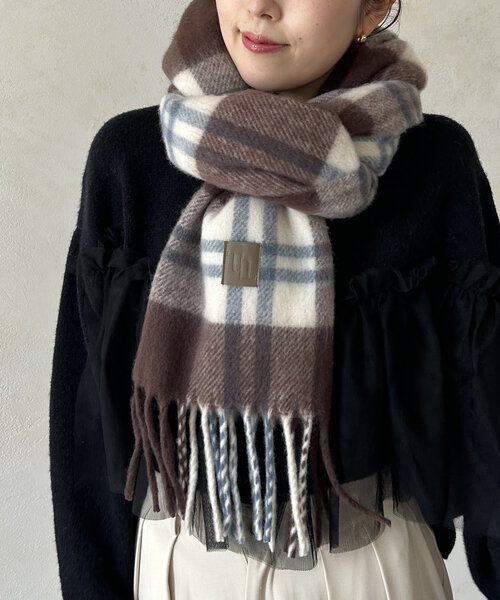 Thevon（ゼボン）の「ボリュームカラーマフラー（マフラー・レディース・モカ/ライトグレー/ブラウン/オフホワイト・FREE）」の19枚目の写真