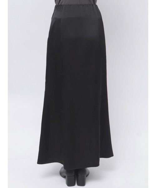 LAGUNAMOON（ラグナムーン）の「ハンマーサテンナロースカート（スカート・レディース・ライトグレー/ブラック・SMALL/MEDIUM）」の7枚目の写真