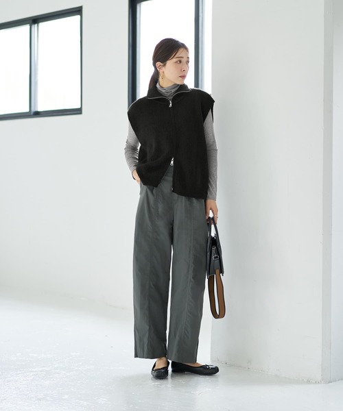 STYLE DELI(スタイルデリ)の「とろみ薄リブルーズタートルトップス(その他トップス・レディース・ホワイト/オレンジ/ブラック/グレー/チャコールグレー/ブルー・FREE)」の7枚目の写真