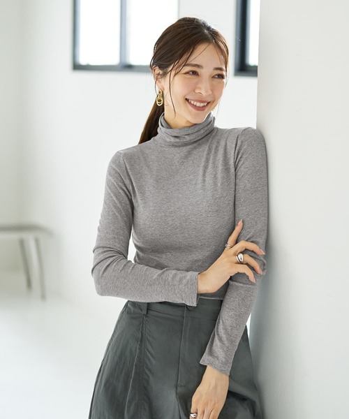 STYLE DELI(スタイルデリ)の「とろみ薄リブルーズタートルトップス(その他トップス・レディース・ホワイト/オレンジ/ブラック/グレー/チャコールグレー/ブルー・FREE)」の9枚目の写真