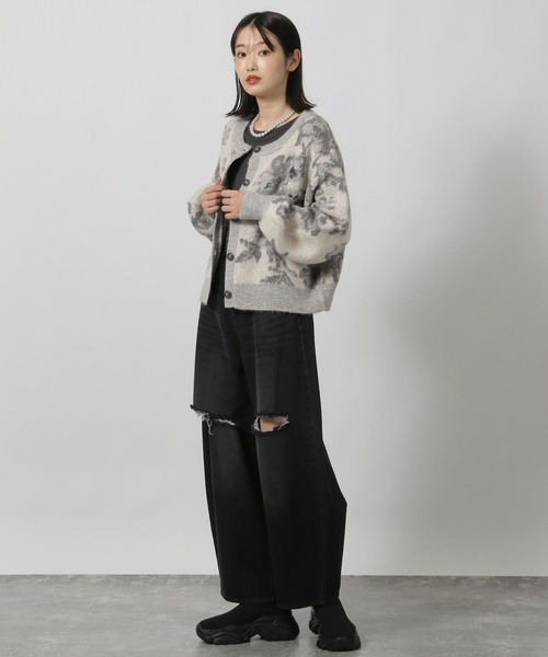 LAKOLE(ラコレ)の「花柄起毛カーディガン / 144443(カーディガン/ボレロ・レディース・グレー/ブラック/アイボリー・FREE)」の8枚目の写真