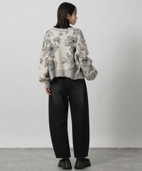 LAKOLE(ラコレ)の「花柄起毛カーディガン / 144443(カーディガン/ボレロ・レディース・グレー/ブラック/アイボリー・FREE)」の10枚目の写真