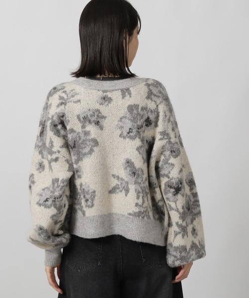 LAKOLE(ラコレ)の「花柄起毛カーディガン / 144443(カーディガン/ボレロ・レディース・グレー/ブラック/アイボリー・FREE)」の13枚目の写真