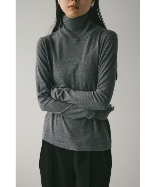 STYLEMIXER（スタイルミキサー）の「ウォッシャブルハイネックニット（ニット/セーター・レディース・グレー/ブラック/アイボリー/マジェンタ・FREE）」の16枚目の写真