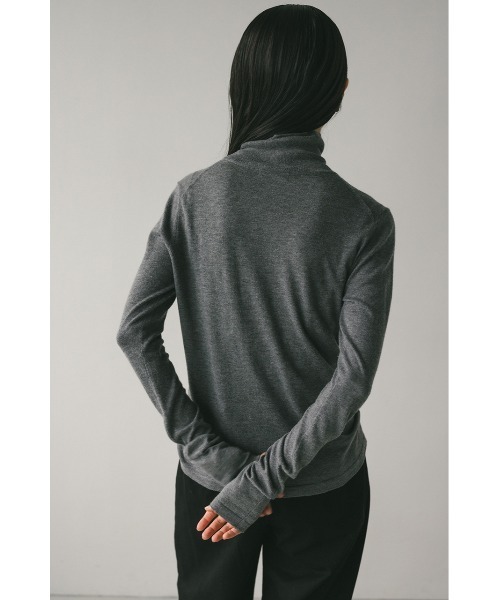 STYLEMIXER（スタイルミキサー）の「ウォッシャブルハイネックニット（ニット/セーター・レディース・グレー/ブラック/アイボリー/マジェンタ・FREE）」の17枚目の写真