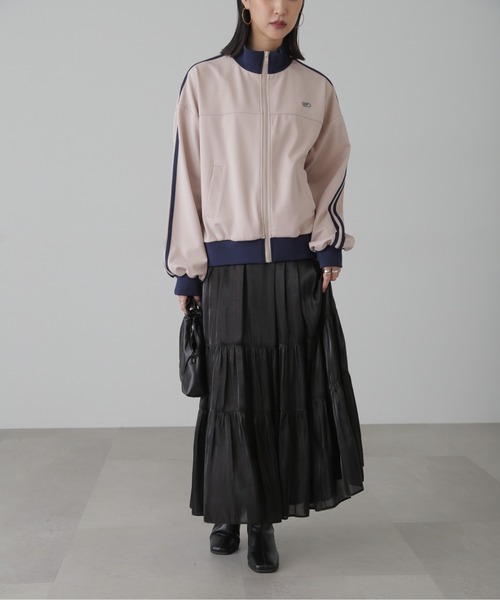 FREE'S MART（フリーズマート）の「◇シャイニーティアードスカート（スカート・レディース・ホワイト/ブラック/ブルー・SMALL/MEDIUM）」の5枚目の写真