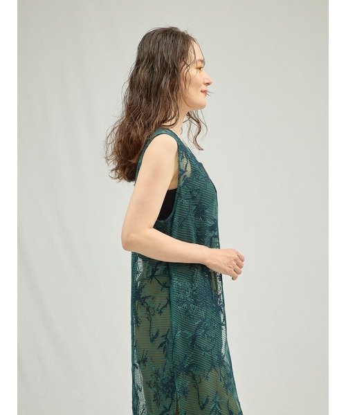 DOLLUPOOPS(ドールアップウップス)の「ボタニカルレースジレ(ベスト・レディース・ベージュ/グリーン・38)」の11枚目の写真