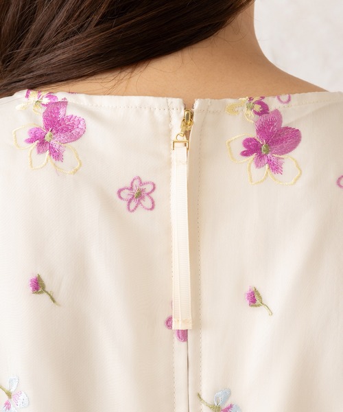 花柄刺繍入り♪ローズティアラ フラワーワンピース 刺繍 ネイビー 46 3L 大人気アイテム】刺繍ワンピース | Rose Tiara【ローズティアラ】