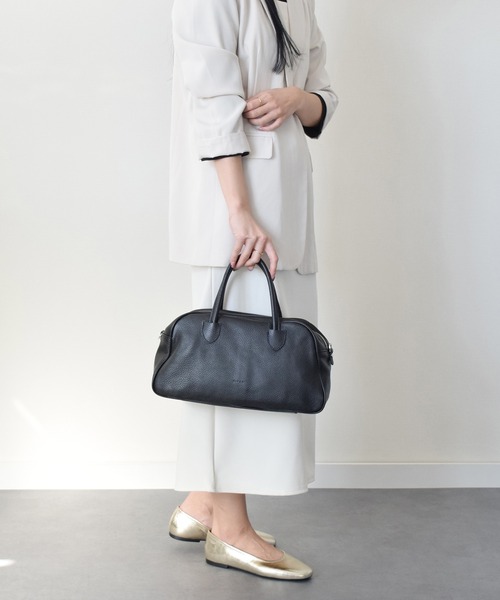 RIPANI（リパーニ）の「【RIPANI】スムースレザーミニボストンバッグ(Q56301)（ボストンバッグ・レディース・ブラック/ホワイト/ライトグレー・ALL）」の5枚目の写真