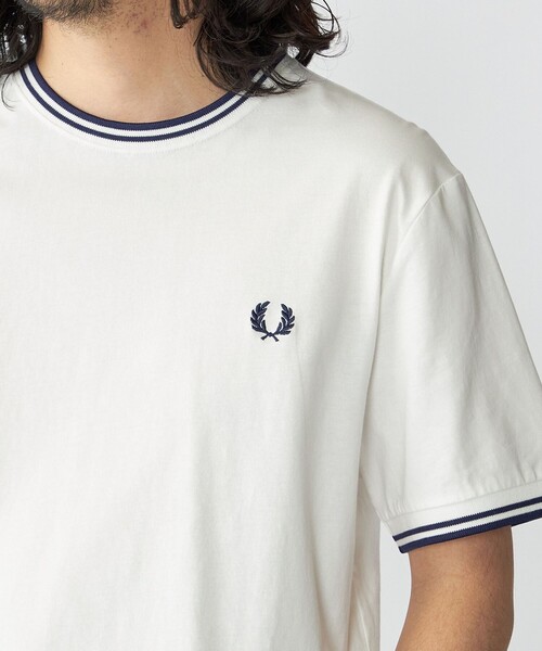 FRED PERRY（フレッドペリー）の「【SHIPS別注】FRED PERRY: M1588 TWIN TIPPED Tシャツ（Tシャツ/カットソー・メンズ・ホワイト系/ブラック/ホワイト・SMALL/MEDIUM/LARGE/X-LARGE）」の16枚目の写真