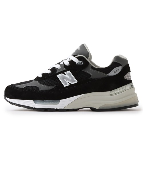 NEW BALANCE(ニューバランス)の「New Balance U992BK / ニューバランス U992BK(スニーカー・メンズ・ブラック・27.0cm/26.5cm/26.0cm/25.5cm/25.0cm/24.5cm/24.0cm/28.5cm/28.0cm/27.5cm/23.5cm/23.0cm/29.0cm/30.0cm)」の4枚目の写真