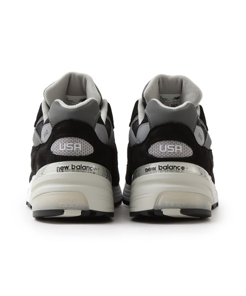 NEW BALANCE(ニューバランス)の「New Balance U992BK / ニューバランス U992BK(スニーカー・メンズ・ブラック・27.0cm/26.5cm/26.0cm/25.5cm/25.0cm/24.5cm/24.0cm/28.5cm/28.0cm/27.5cm/23.5cm/23.0cm/29.0cm/30.0cm)」の3枚目の写真