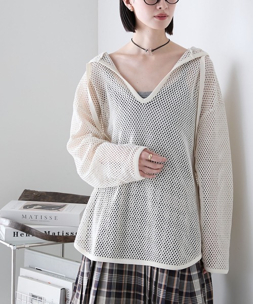 forksy.（フォルクシー）の「【forksy.】オーバーサイズ ロングスリーブ メッシュフーディー（パーカー・レディース・ブラック/キナリ/ブルー・FREE）」の6枚目の写真