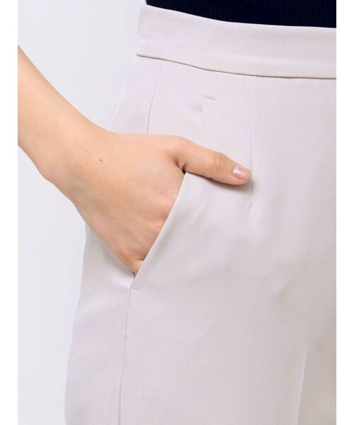 MERCURYDUO(マーキュリーデュオ)の「basicテーパードパンツ(その他パンツ・レディース・アイボリー/ブラック/ベビーピンク・SMALL/MEDIUM)」の12枚目の写真