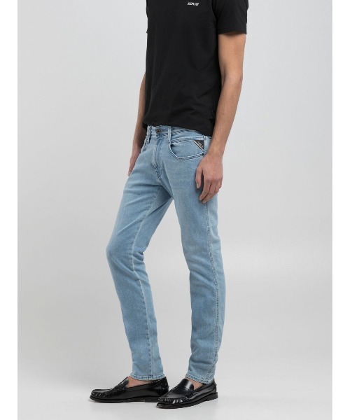 REPLAY(リプレイ)の「スリムフィットANBASSスーパーソフトストレッチデニム(デニムパンツ・メンズ・ライトブルー・W28xL32/W29xL32/W30xL32/W31xL32/W32xL32/W33xL32/W34xL32/W36xL32)」の3枚目の写真