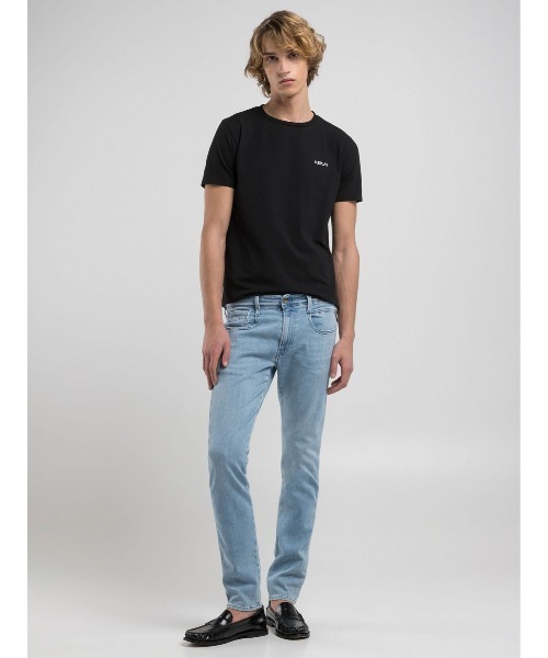 REPLAY(リプレイ)の「スリムフィットANBASSスーパーソフトストレッチデニム(デニムパンツ・メンズ・ライトブルー・W28xL32/W29xL32/W30xL32/W31xL32/W32xL32/W33xL32/W34xL32/W36xL32)」の4枚目の写真