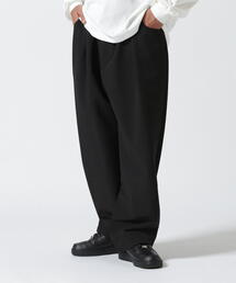 BEAVER（ビーバー）の「B omnivore/ビーオムニボー  STRETCH POLYESTER BALLOON TACK PANTS ストレッチナイロンバルーンタックパンツ（その他パンツ）」