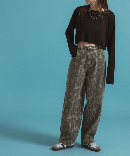 bohmal(ボマール)の「レオパードバレルレッグパンツ(デニムパンツ・レディース・カーキ/グレー・LARGE/MEDIUM)」の17枚目の写真