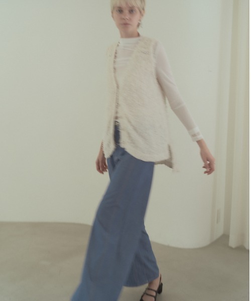 Muel Chic(ミュエルシック)の「Tawa knit long vest タワニットロングベスト(ベスト・レディース・マルチ/ホワイト/ブラック・FREE)」の11枚目の写真
