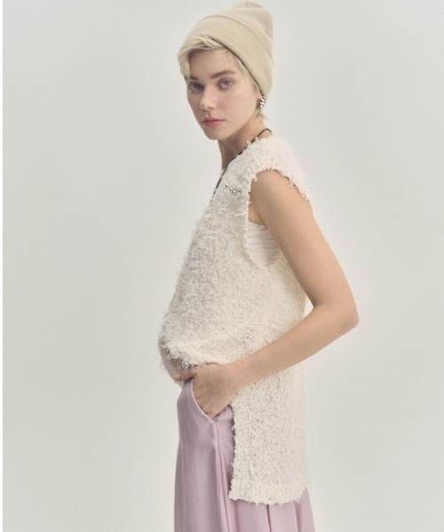 Muel Chic(ミュエルシック)の「Tawa knit long vest タワニットロングベスト(ベスト・レディース・マルチ/ホワイト/ブラック・FREE)」の14枚目の写真