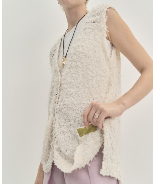 Muel Chic(ミュエルシック)の「Tawa knit long vest タワニットロングベスト(ベスト・レディース・マルチ/ホワイト/ブラック・FREE)」の19枚目の写真
