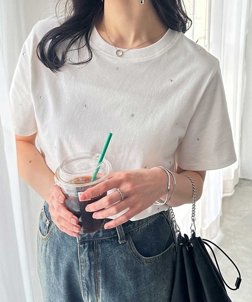 GeeRA(ジーラ)の「綿100%ラインストーンドット半袖Tシャツ(Tシャツ/カットソー・レディース・オフホワイト/ブラック・LARGE/X-LARGE/MEDIUM)」の9枚目の写真