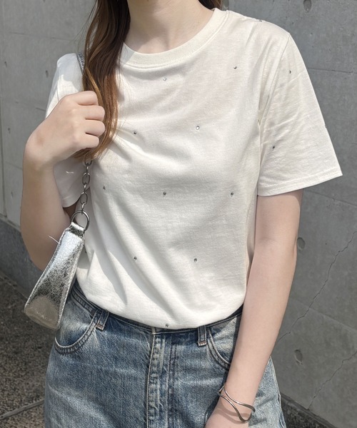 GeeRA(ジーラ)の「綿100%ラインストーンドット半袖Tシャツ(Tシャツ/カットソー・レディース・オフホワイト/ブラック・LARGE/X-LARGE/MEDIUM)」の14枚目の写真