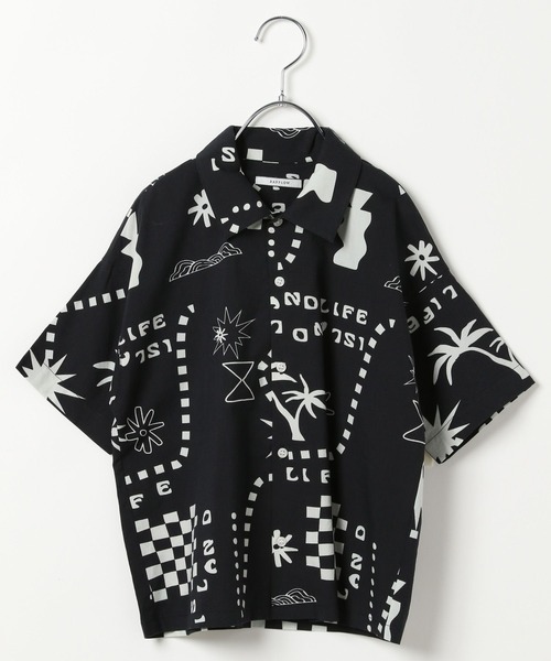 BAYFLOW（ベイフロー）の「[セットアップで着用可能☆]リゾート柄シャツ(KIDS)（シャツ/ブラウス・キッズ・ネイビー/ブラック/ブラウン・110cm/150cm/140cm/130cm/120cm）」の2枚目の写真