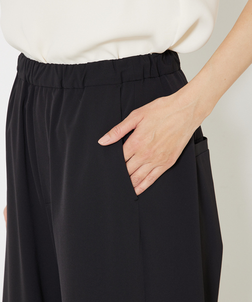 qualite(カリテ)の「2WAYストレッチワイドパンツ(その他パンツ・レディース・グレイッシュベージュ/ブラック・34/38/36)」の10枚目の写真
