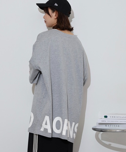 atONE(アットワン)の「裾前後ロゴプリントウルトラBIGサイズTシャツ(Tシャツ/カットソー・レディース・ブラック/カーキ/杢グレー・M/L)」の13枚目の写真