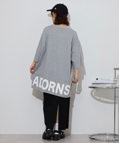atONE(アットワン)の「裾前後ロゴプリントウルトラBIGサイズTシャツ(Tシャツ/カットソー・レディース・ブラック/カーキ/杢グレー・M/L)」の15枚目の写真