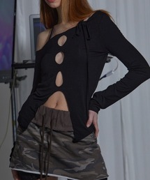 GATELESS（ゲートレス）の「【GATELESS】POINT HOLE ONE SHOULDER T-SHIRT / 【ゲートレス】ポイントホールワンショルダー長袖Tシャツ（Tシャツ/カットソー）」